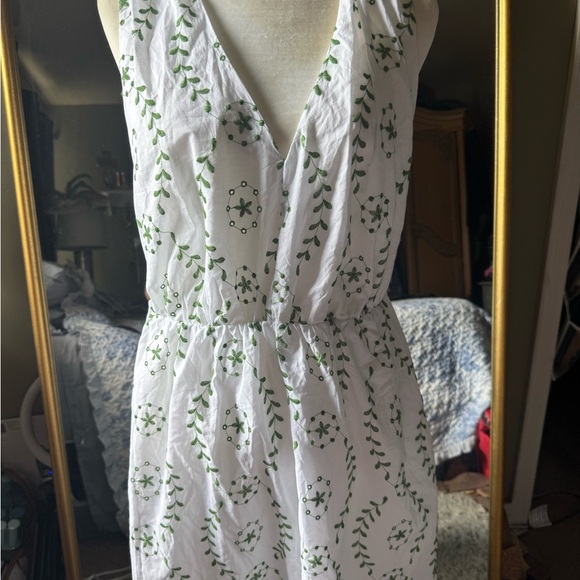 Target White and Green Floral Maxi Dress - Picture 3 of 5